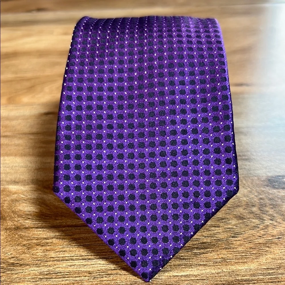 HUGO Boss Purple/Black Polka Dot Print 100% Silk Tie Made in Italy 🇮🇹 - Picture 9 of 9